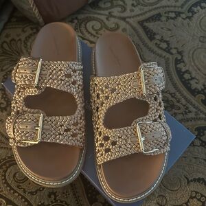 NWT Women's Kylie Crochet Footbed Sandals - Universal Thread™ Tan - Size 8